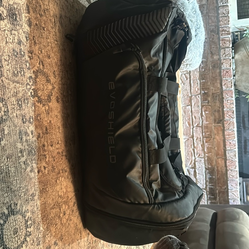 EVOSHIELD TONE SET PLAYER'S DUFFLE BAT BAG